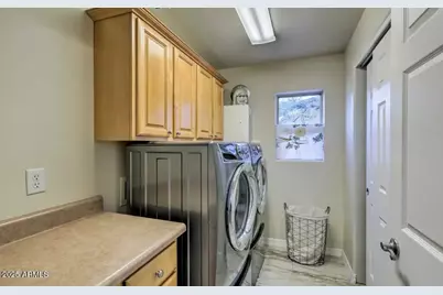 210 W Cedar Avenue, Flagstaff, AZ 86001 - Photo 10