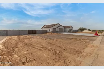 9543 W Sandstone Mountain Drive, Casa Grande, AZ 85194 - Photo 4