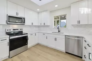 14812 N Briarwood Dr, Fountain Hills, AZ 85268 - Photo 2