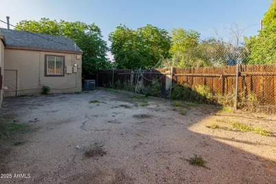 2128 W Georgia Avenue, Phoenix, AZ 85015 - Photo 22