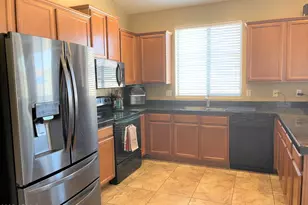 3710 W Lydia Ln, Phoenix, AZ 85041 - Photo 2