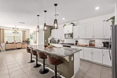 4373 W Bush Bean Way, San Tan Valley, AZ 85144 - Photo 8