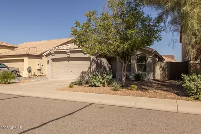 3826 W Goldmine Mountain Drive, San Tan Valley, AZ 85144 - Photo 2