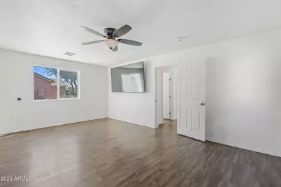 10426 W Grayback Drive, Arizona City, AZ 85123 - Photo 8