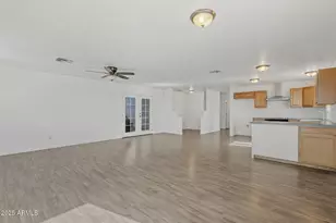 10426 W Grayback Dr, Arizona City, AZ 85123 - Photo 20