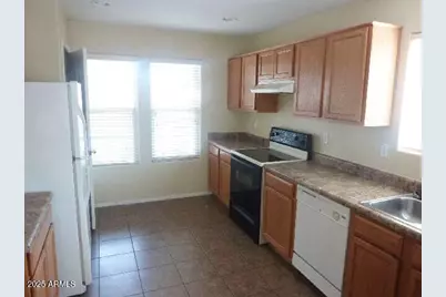 3426 S 72nd Lane, Phoenix, AZ 85043 - Photo 4