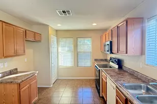 3426 S 72nd Ln, Phoenix, AZ 85043 - Photo 2