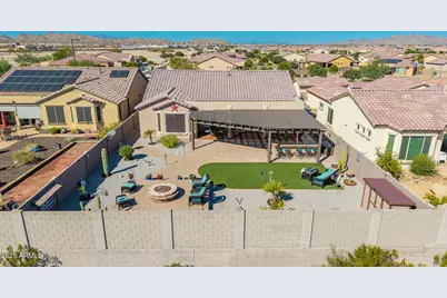 18229 W Cedarwood Lane, Goodyear, AZ 85338 - Photo 4