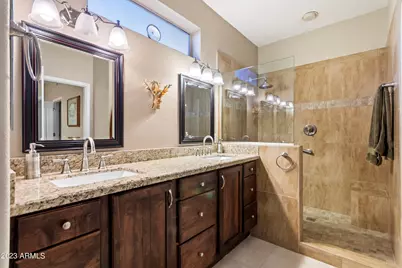 16045 W Verbena Lane, Surprise, AZ 85374 - Photo 14