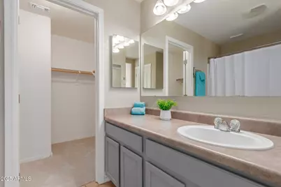 17693 W Maya Way, Surprise, AZ 85387 - Photo 10