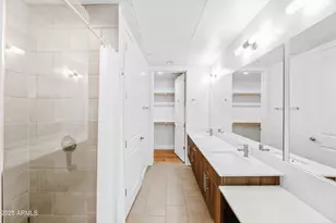 3131 N Central Ave, Phoenix, AZ 85012 - Photo 20