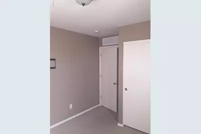 17544 W Hearn Road, Surprise, AZ 85388 - Photo 10