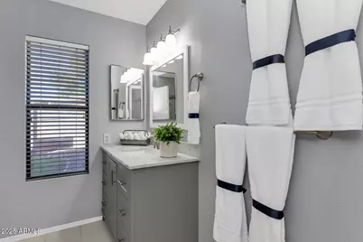 9169 W Lisbon Lane, Peoria, AZ 85381 - Photo 20