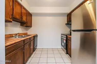 1050 W University Dr, Mesa, AZ 85201 - Photo 2