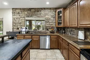 23522 N 121st Ave, Sun City, AZ 85373 - Photo 6