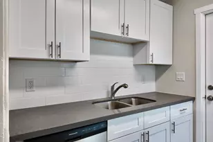 1338 E Fillmore St, Phoenix, AZ 85006 - Photo 10