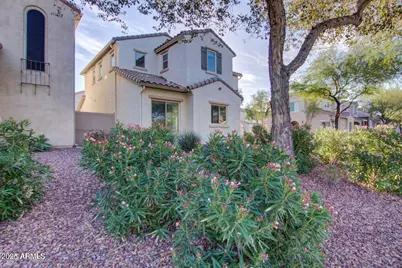 2216 W Le Marche Avenue, Phoenix, AZ 85023 - Photo 2