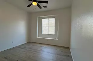 2319 W Alta Vista Rd, Phoenix, AZ 85041 - Photo 28