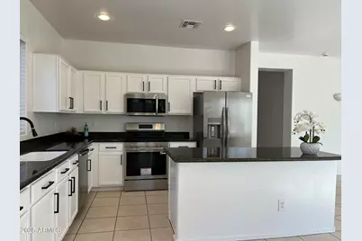 2319 W Alta Vista Road, Phoenix, AZ 85041 - Photo 10