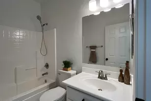 2319 W Alta Vista Rd, Phoenix, AZ 85041 - Photo 30