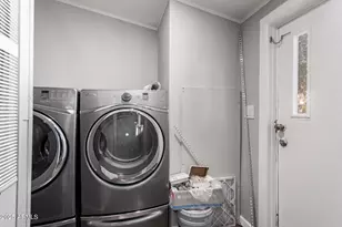 303 E South Mountain Ave, Phoenix, AZ 85042 - Photo 26