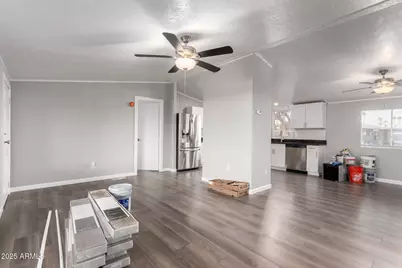 303 E South Mountain Avenue #132, Phoenix, AZ 85042 - Photo 10