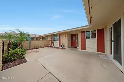 10617 W El Capitan Circle, Sun City, AZ 85351 - Photo 1