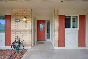 10617 W El Capitan Cir, Sun City, AZ 85351 - Photo 2