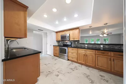 10617 W El Capitan Circle, Sun City, AZ 85351 - Photo 6