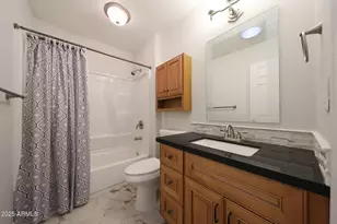 10617 W El Capitan Cir, Sun City, AZ 85351 - Photo 18