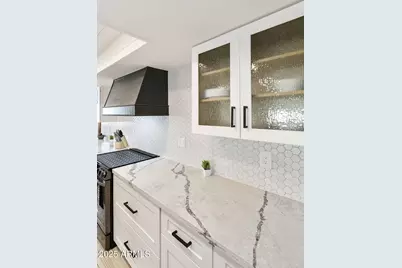 1102 S Park View Circle, Mesa, AZ 85208 - Photo 14