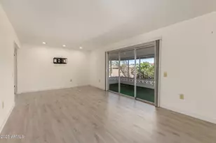 10830 W Willowbrook Dr, Sun City, AZ 85373 - Photo 6