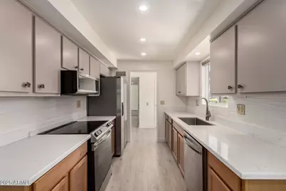 10830 W Willowbrook Drive, Sun City, AZ 85373 - Photo 10