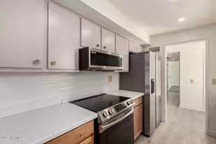 10830 W Willowbrook Dr, Sun City, AZ 85373 - Photo 12