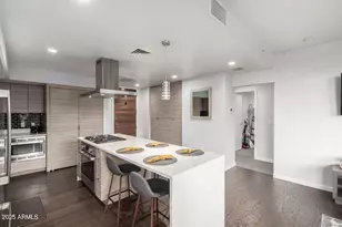 200 W Portland St, Phoenix, AZ 85003 - Photo 22