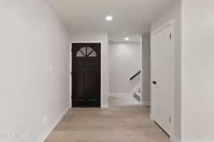 8540 N Central Ave, Phoenix, AZ 85020 - Photo 6