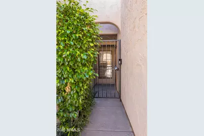 8540 N Central Avenue #5, Phoenix, AZ 85020 - Photo 4