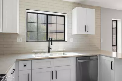 8540 N Central Avenue #5, Phoenix, AZ 85020 - Photo 18