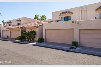 8540 N Central Avenue #5, Phoenix, AZ 85020 - Photo 2