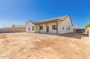 15901 S Bentley Dr, Arizona City, AZ 85123 - Photo 34