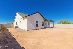 15901 S Bentley Dr, Arizona City, AZ 85123 - Photo 36