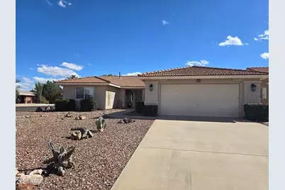 924 E Saguaro Drive, Pearce, AZ 85625 - Photo 1