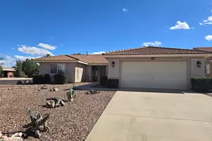 924 E Saguaro Dr, Pearce, AZ 85625 - Photo 1