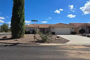 924 E Saguaro Dr, Pearce, AZ 85625 - Photo 2