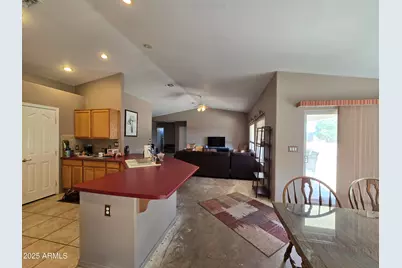 924 E Saguaro Drive, Pearce, AZ 85625 - Photo 8