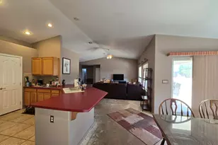 924 E Saguaro Dr, Pearce, AZ 85625 - Photo 8