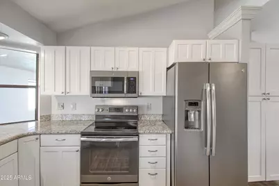 490 E San Remo Avenue, Gilbert, AZ 85234 - Photo 18