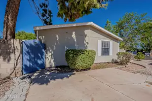 728 W Calle Del Norte, Chandler, AZ 85225 - Photo 1