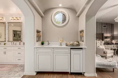 6050 N Paradise View Drive, Paradise Valley, AZ 85253 - Photo 32