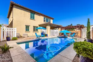 1527 W Windhaven Ave, Gilbert, AZ 85233 - Photo 2